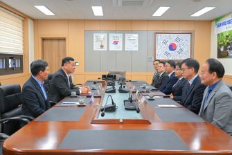 2026년 3월 24일 공주시-세종공주원예농협 공공형 외국인 계절근로자 중계센터 운영 상생협력 협약식 이미지