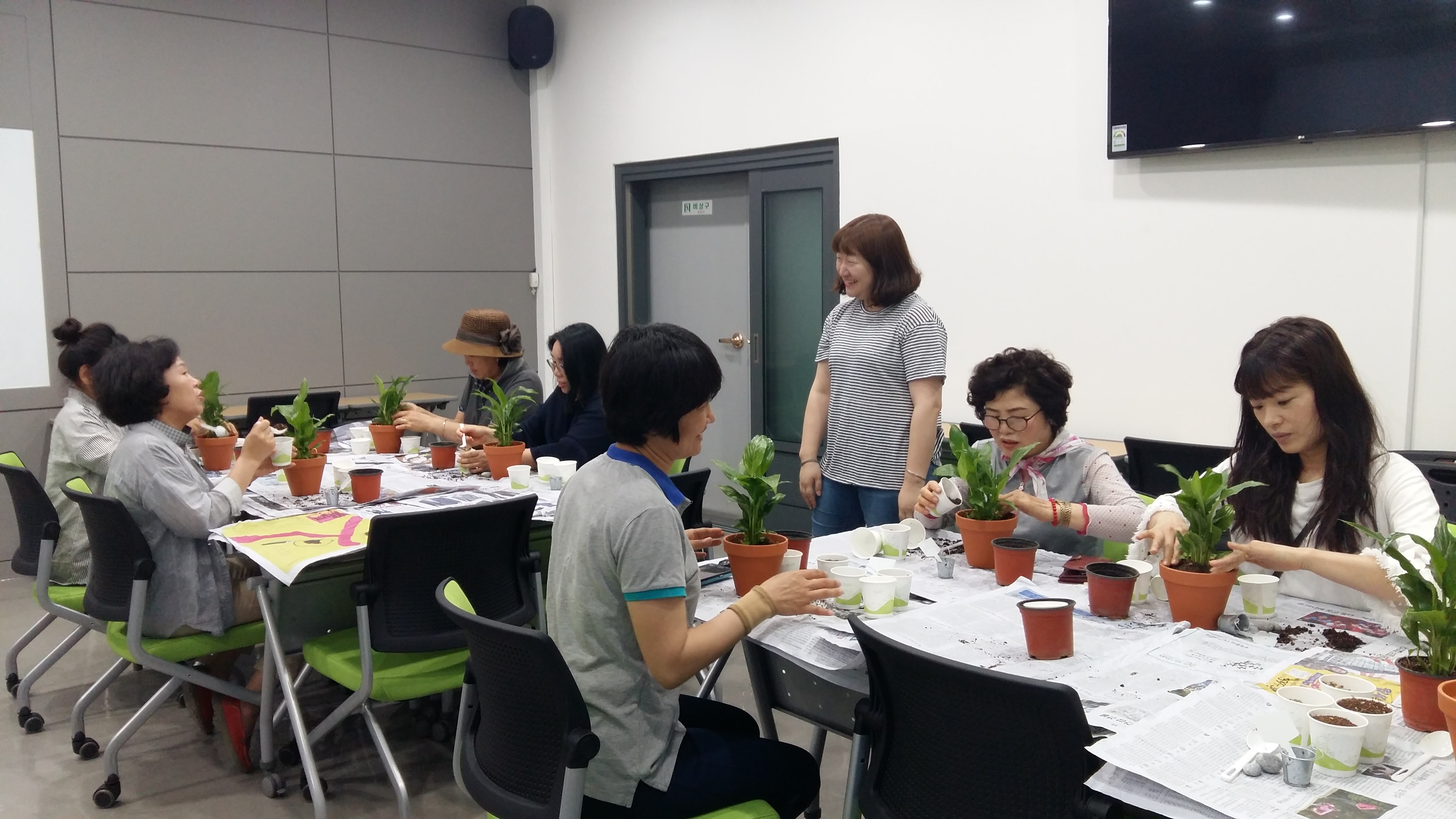 2018 상반기 읍 ·면지역 평생학습센터 프로그램(플라워공예) 이미지