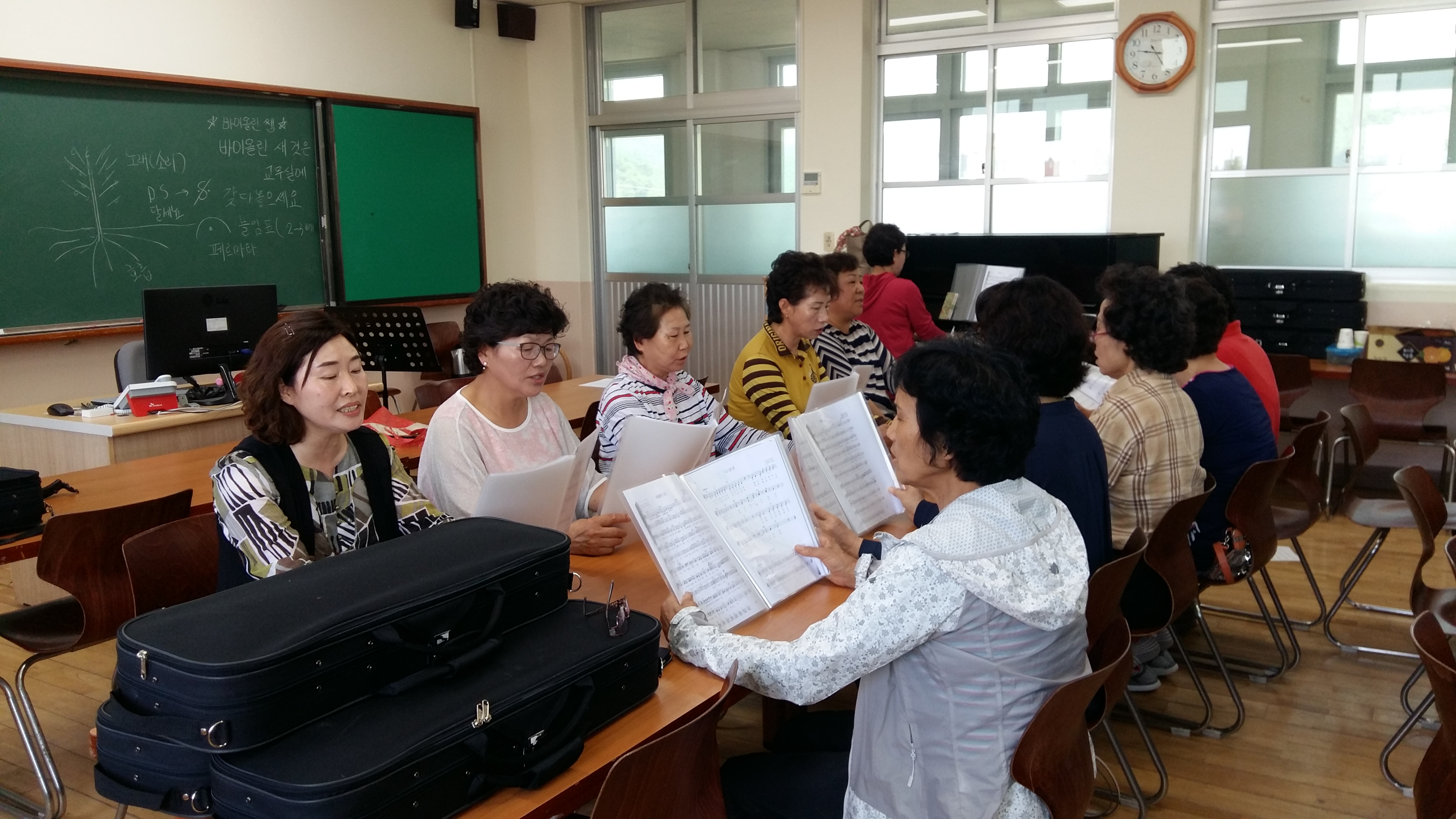 2018 상반기 읍 ·면지역 평생학습센터 프로그램(벼리합창단) 이미지